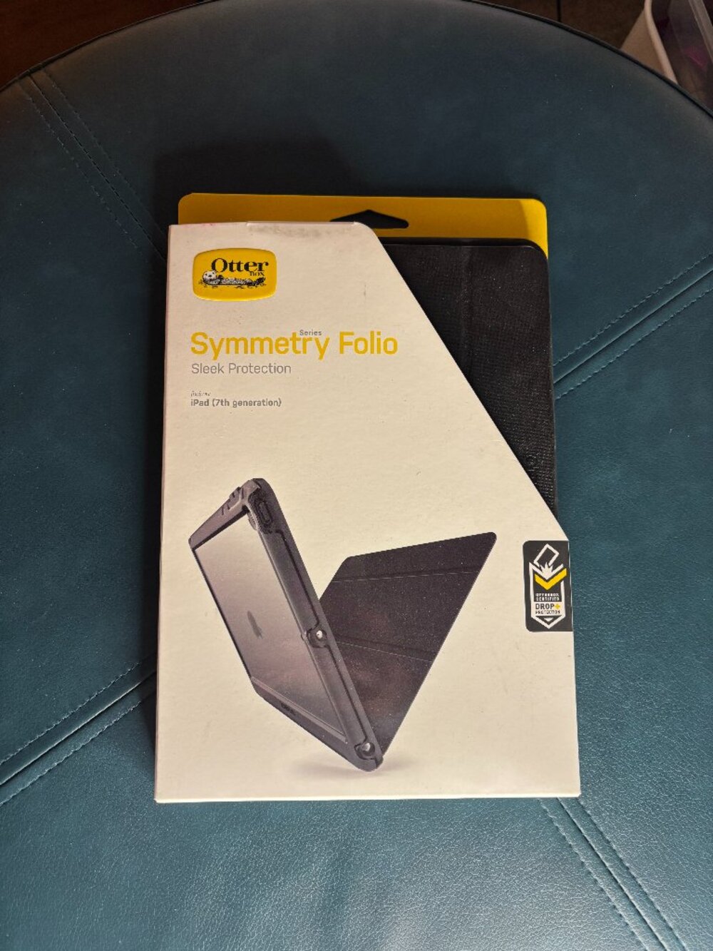 Otterbox Black Symmetry Folio iPad (7th Generation)